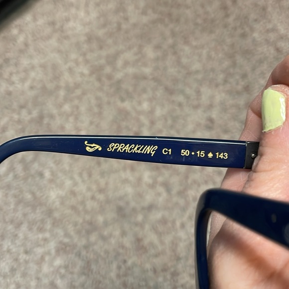 Vinyl factory frames - Picture 4 of 10